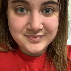 Meet your Posher, Alexandrea